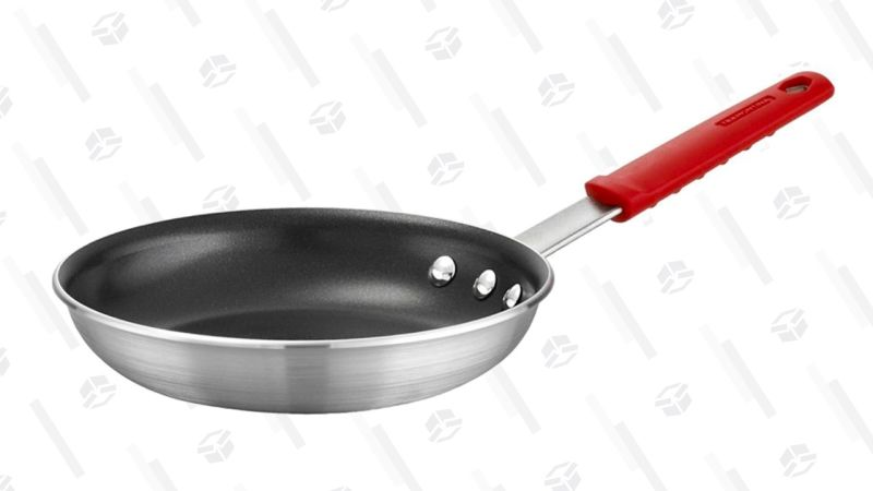 Sartén de freír Tramontina Professional de aluminio | $20 | AmazonGráfico: Erica Offutt